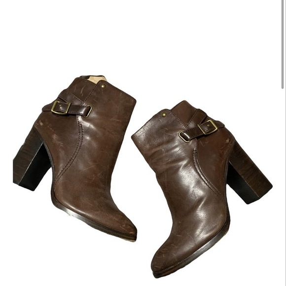 Frye Shoes - Frye Claude Jodhpur Brown Leather Ankle Booties ~ Style 3476446 ~ Size 7.6